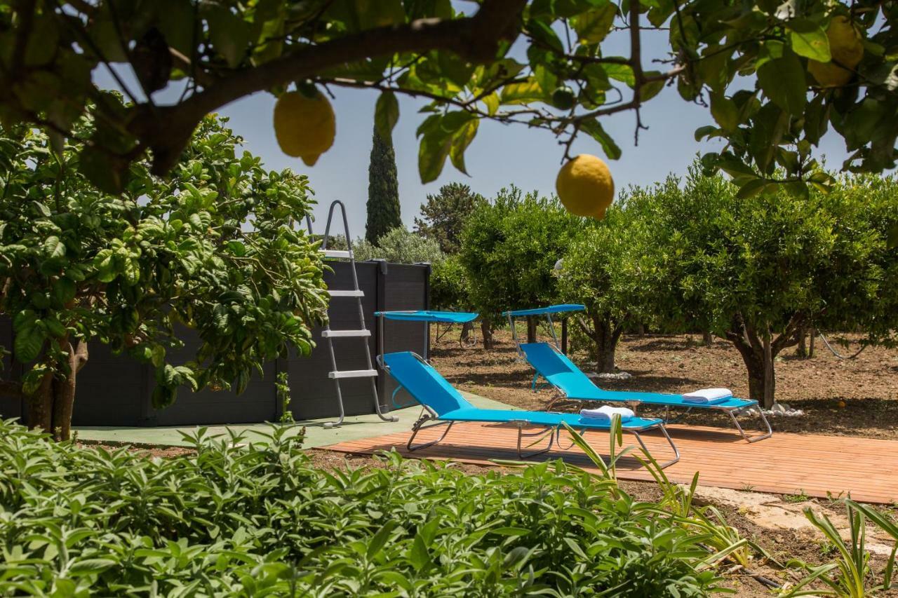 Villa Ammaliante Менфи Екстериор снимка