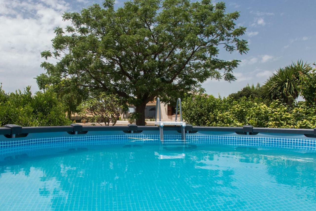 Villa Ammaliante Менфи Екстериор снимка
